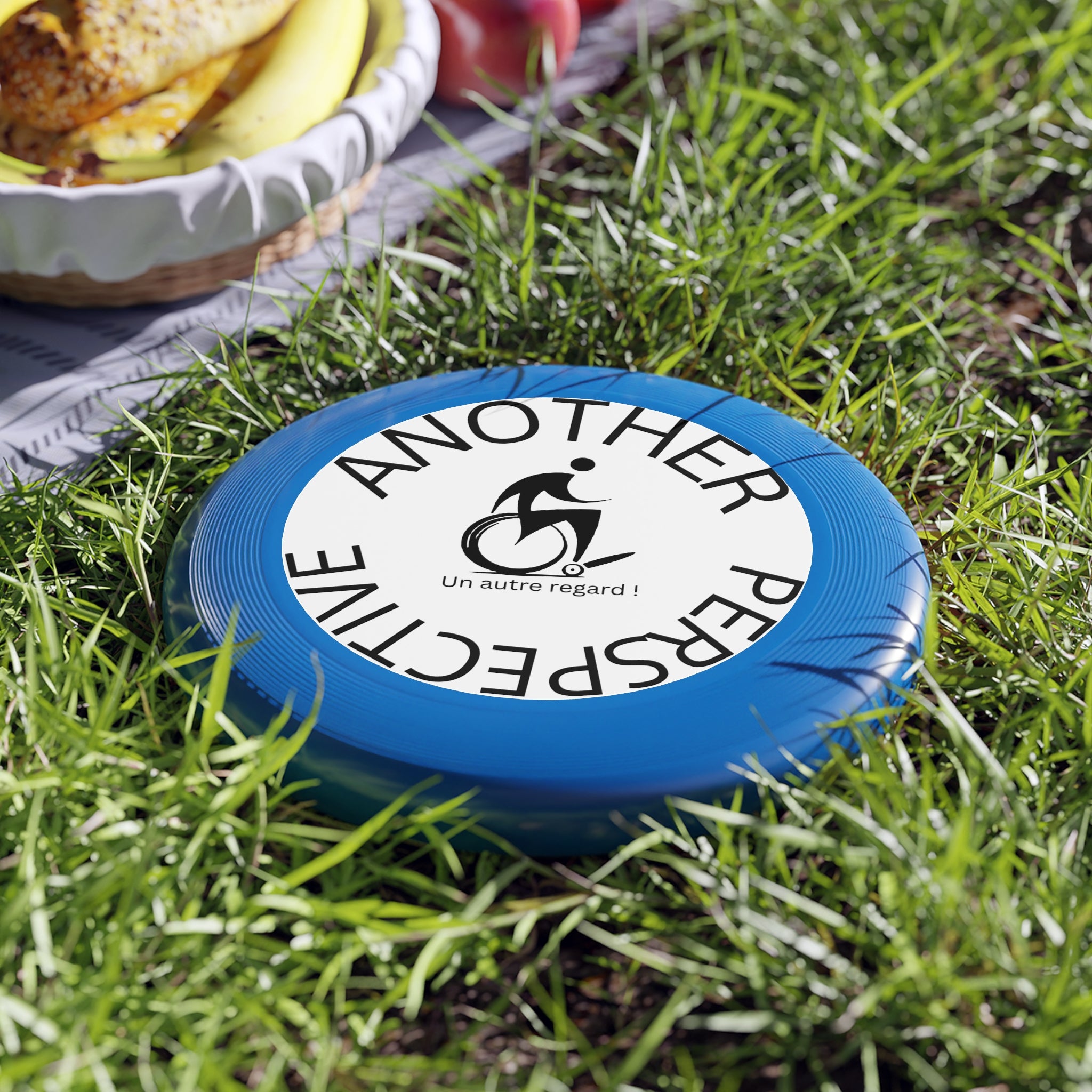 Fun Perspective Frisbee for Outdoor Play, Ideal for Gifts, Family Gatherings, BBQs, and Summer Parties