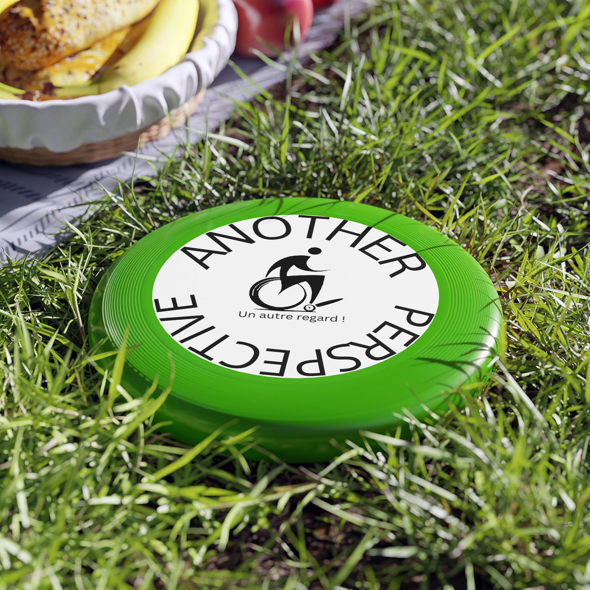 Fun Perspective Frisbee for Outdoor Play, Ideal for Gifts, Family Gatherings, BBQs, and Summer Parties